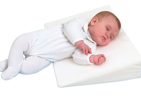 Milyen korban jelent egy gyerek kell aludni párna