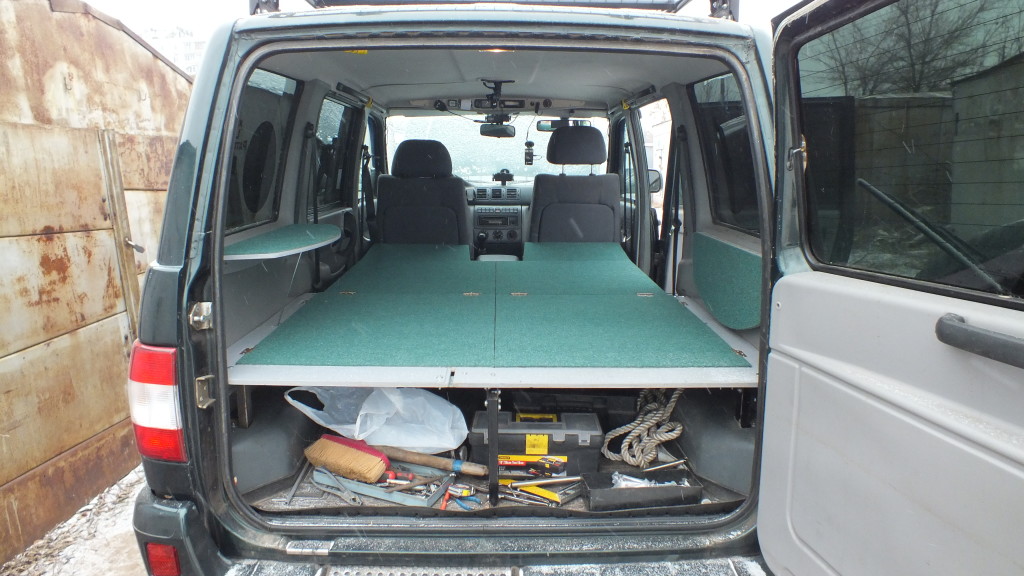 Sleeper a csomagtartóban UAZ Patriot (trunk) Sleeper a csomagtartóban UAZ Patriot