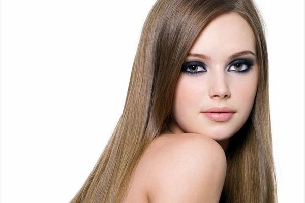 Hajápolás után keratin egyengető (ellátás) Hajápolás után keratin egyengető