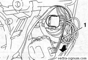 Cseréje a tompított lámpák, méretek, a távolsági fény és kapcsolja jelek Opel Vectra, Opel Vectra (alacsony) Cseréje a tompított lámpák, méretek, a távolsági fény és kapcsolja jelek Opel Vectra, Opel Vectra