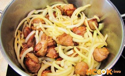 Azeri plov - egy lépésről lépésre recept fényképeit aszalt gyümölcs és a hús (Azerbajdzsán pilaf recept) Azeri plov - egy lépésről lépésre recept fényképeit aszalt gyümölcs és a hús