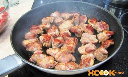 Azeri plov - egy lépésről lépésre recept fényképeit aszalt gyümölcs és a hús (lépésről lépésre) Azeri plov - egy lépésről lépésre recept fényképeit aszalt gyümölcs és a hús