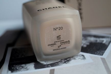 Chanel les bézs egészséges ragyogást alapozó SPF 25
