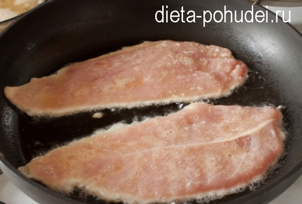 Pulyka filé tésztában - és a recept kalóriatartalmú étrend - lefogy