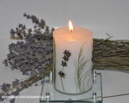 Gyertyát szárított virágok az otthoni műhelyben fényképpel (otthon) Gyertyát szárított virágok az otthoni műhelyben fotók