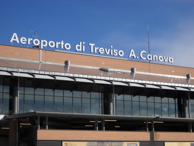 Hogyan lehet eljutni Velence Treviso repülőtér (Treviso) - látnivalók és városok Olaszország (buszok) Hogyan lehet eljutni Velence Treviso repülőtér (Treviso) - látnivalók és városok Olaszországban