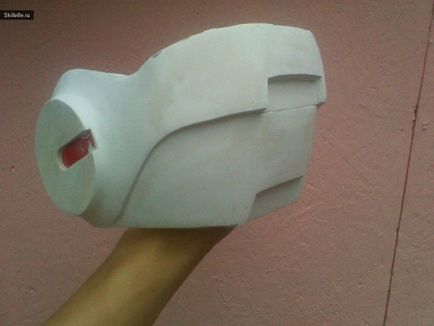 Hogyan készítsünk egy maszk iron man