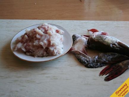 Hogyan dolgot, a csuka (lépésről lépésre recept fotókkal) (receptek saláta) Hogyan dolgot, a csuka (lépésről lépésre recept fotókkal)