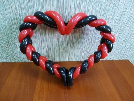 Hogyan szövik a szíve shdm golyókat kezét Valentin nap (Valentine) Hogyan szövik a szíve shdm golyó kezét Valentin napon