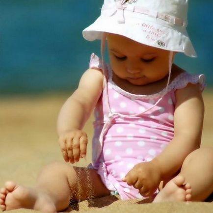 Hogyan védi a babát a nap a strandon alapvető tipp anyukák