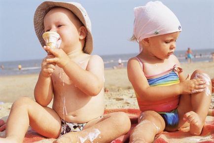 Hogyan védi a babát a nap a strandon alapvető tipp anyukák