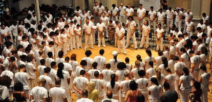 Capoeira - azaz, harcművészet, vagy tánc