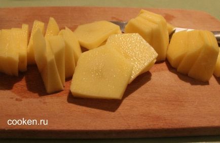 Burgonya, sült gombával és zöldségekkel a sütőben - a recept egy fotó