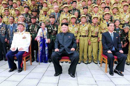 Kim Jong-un - életrajz, a politika, a nukleáris fegyverek, reform, fenyegetések, a személyes élet, feleség, gyerekek,