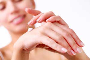Anti-aging maszk a bőr kéz otthon a legjobb receptek