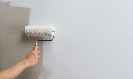 Festeni a falakat a fürdőszobában a kezüket - videokalauz