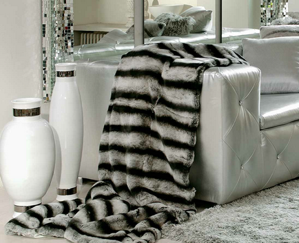Ágytakarók és takarók belsejében a nappali, hálószoba és egyéb helyiségek, fehér, szürke, a nyomtatási zebra,