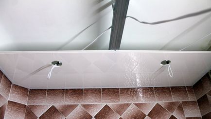 A mennyezetet a fürdőszobában a műanyag panelek fotó, hogyan lehet videókat, mint a saját kezét pvc