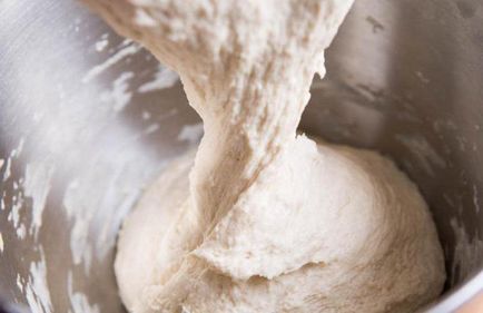 Kovásztalan tésztát a pitét a sütőben recept fényképpel (sütő) Kovásztalan tésztát a pitét a sütőben recept egy fotó