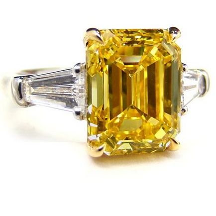 Kínál Zhelnov gyémánt és termékek, sárga gyémánt a Diamond Exchange-Izrael