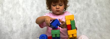 A szerepe a játék fejlesztése a gyermek személyiségének típusú játékok és  hatásuk a gyermek fejlődését