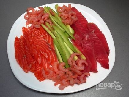 Sushi - maki tekercs - lépésről lépésre recept fotók a (kulináris) Sushi - maki tekercs - lépésről lépésre recept fotók