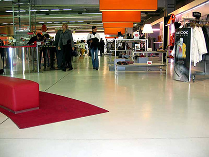 Öntött padlók üzletek, az értékesítési terület