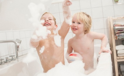 Baby - folyóirat -, ha nem fürdik a gyerekek különböző nemű együtt
