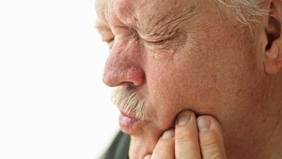 Utáni fájdalom fogbeültetés (implantáció) Fájdalom után fogbeültetés
