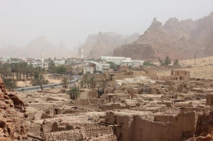 Mit jelent ez a szó: „medina” egy város, vagy egy női nevet (város) Mit jelent ez a szó: „medina” egy város, vagy egy női név,
