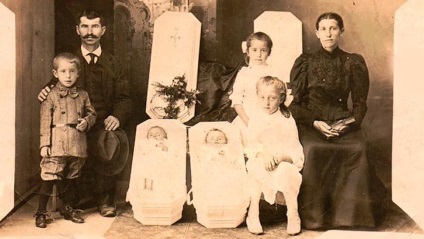Képek a halott, hogy emlékezzen a furcsasága a viktoriánus korszak (Victorian) Képek a halott, hogy emlékezzen a furcsasága a viktoriánus korszak