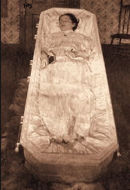 Képek a halott, hogy emlékezzen a furcsasága a viktoriánus korszak