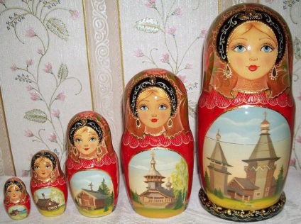 Története az orosz matryoshka fészkelő babák és a legjobb fotó