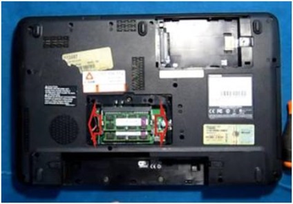 Hogyan szétszedni laptop Toshiba Satellite C650D (laptop) Hogyan szétszedni laptop Toshiba Satellite C650D