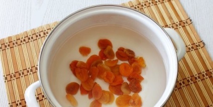 Kompót szárított sárgabarack (egyszerű, aszalt szilva, mazsola) receptek