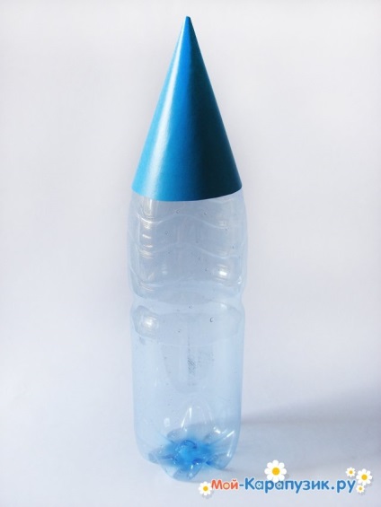 Helyet rakéta egy műanyag palack egy mesterkurzus fotó