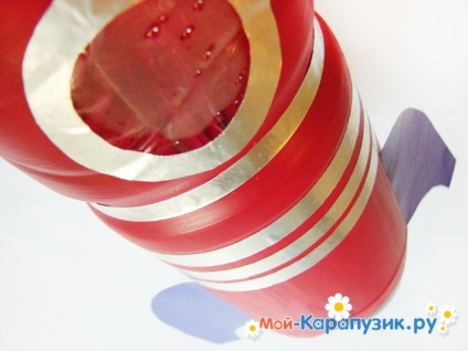 Helyet rakéta egy műanyag flakon a mester osztályt a képek (a palack) Helyet rakéta egy műanyag palack egy mesterkurzus fotó