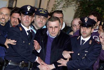 Büntető hatóságok tolvajok, kamorra (kamorra) Bűnügyi hatóságok tolvajok, a Camorra