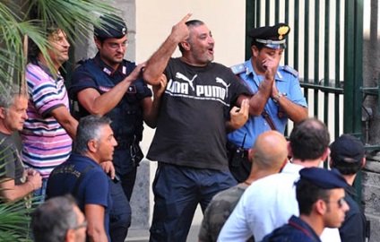 Büntető hatóságok tolvajok, kamorra (kamorra) Bűnügyi hatóságok tolvajok, a Camorra