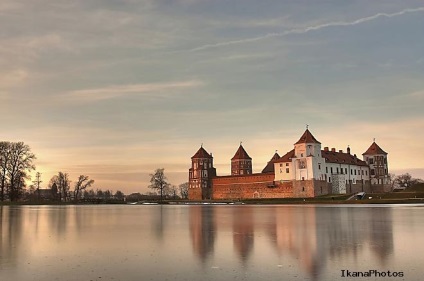 Mir vár Fehéroroszország képet történet a vár és a park komplex a világon