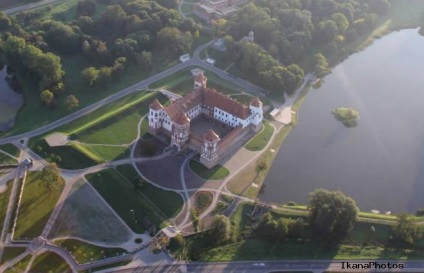Mir vár Fehéroroszország képet történet a vár és a park komplex a világon (Mir-vár története) Mir vár Fehéroroszország képet történet a vár és a park komplex a világon