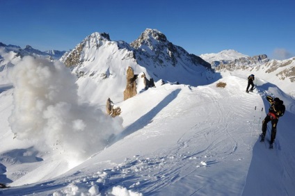 Világ Survival mi lenne, ha fedett lavina (avalanche) Világ túlélés, mi a teendő, ha a lavina alá tartozó