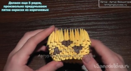 Moduláris origami zsiráf (barna-inek) Moduláris origami zsiráf