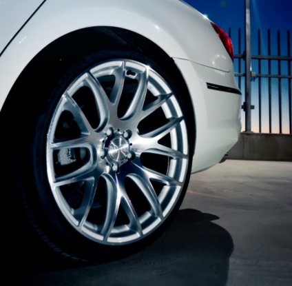 Felülvizsgálata és tesztvezetés Volkswagen Passat CC (fotó és videó) (tesztvezetés) Felülvizsgálata és tesztvezetés Volkswagen Passat CC (fotó és videó)