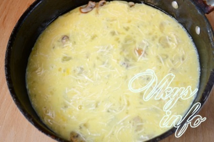 Rántotta gombával és sajttal - egy recept fotó (omlett) Rántotta gombával és sajttal - a recept egy fotó