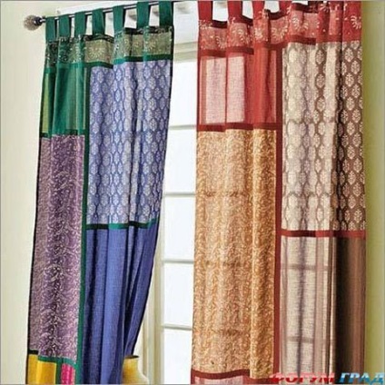 Eredeti patchwork függöny adja meg a kezét, a kényelem és a meleg házam (faház) Eredeti patchwork függöny adja meg a kezét, meleg és kényelmes az otthoni