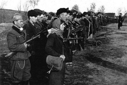 A partizánok a Nagy Honvédő Háború (War) A partizánok a Nagy Honvédő Háború