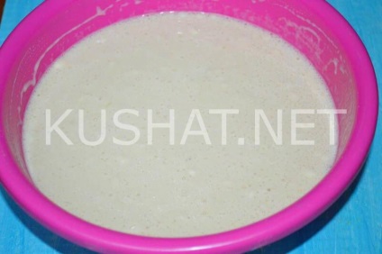 Pogácsákat burgonya húslevest (broth) Pogácsákat burgonya húslevest