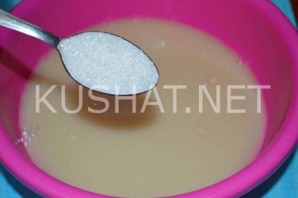 Pogácsákat burgonya húslevest (rösztivel broth) Pogácsákat burgonya húslevest