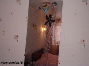 Film ólomüveg egy tükör a kezeddel (fólia) Film ólomüveg egy tükör a kezét